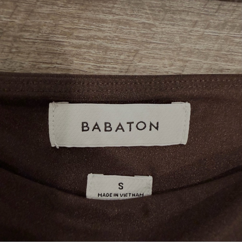 Aritzia Babaton Satinette Square-Neck Long Sleeve Bodysuit S Brown Effortless - Picture 5 of 6